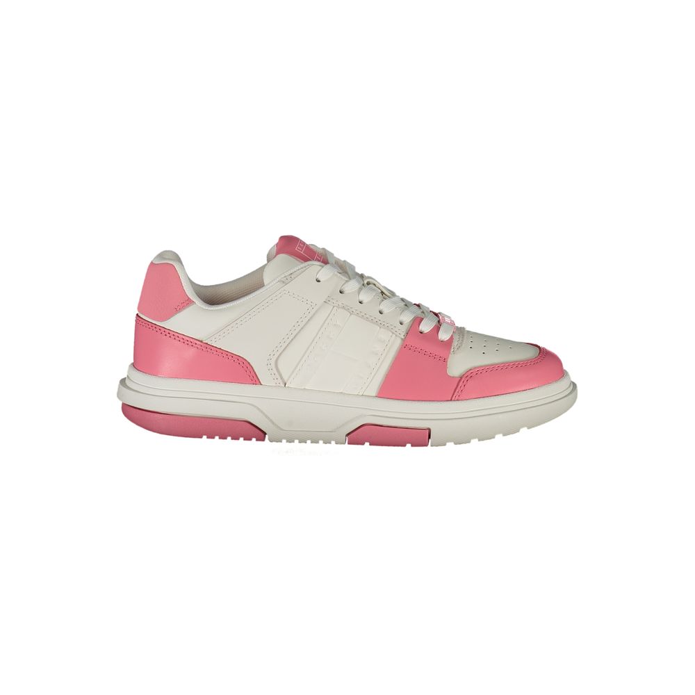 Sneakers by Tommy Hilfiger for women in polyester polyethylene leather pink & print features a sumptuous design, perfectly showcasing the sumptuous fashion style of this Essence Women's Fashion Polyester Polyethylene Leather Sneakers.