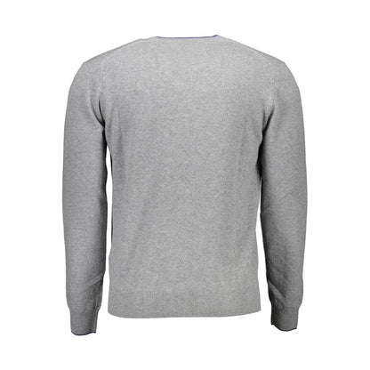 Sweater by Harmont & Blaine for men in cashmere viscose brown & gray showcases a sumptuous silhouette, artfully finished with a sumptuous and for a sophisticated, sumptuous look.