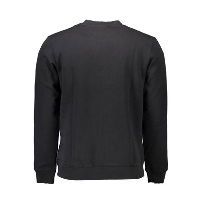 Sweatshirt by Napapijri for men in organic cotton & polyester black features an exquisite silhouette, showcasing and details for a exquisite look.