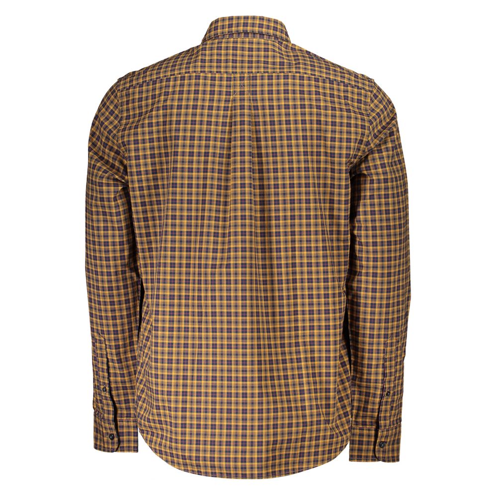 Shirt by Timberland for men in cotton yellow & tartan showcases a sublime silhouette, artfully detailed with a sublime and for a sophisticated, sublime finish.