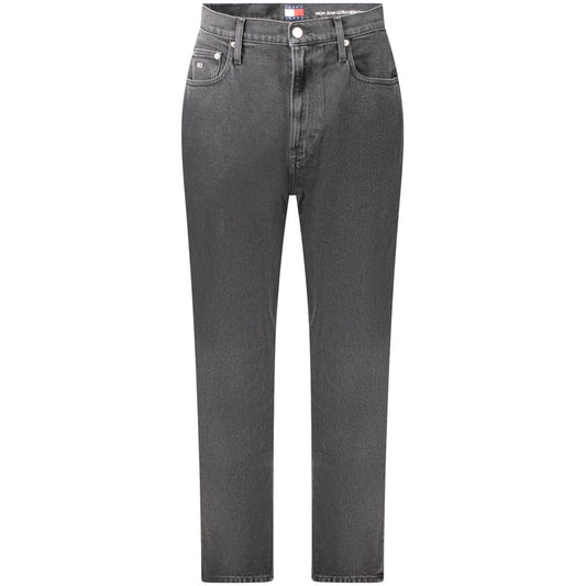 Jeans by Tommy Hilfiger for women in stretch denim cotton black presents a refined pantology silhouette, artfully defined by a refined pantology tapered-leg & mom, long, and a sophisticated .