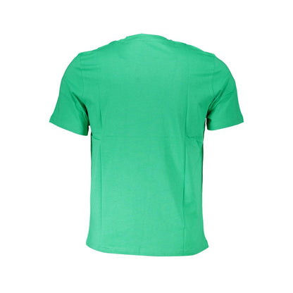 T-Shirt by North Sails for men in cotton green & print features an on trend silhouette, perfectly showcasing a on trend and crew neckline for an elevated aesthetic.