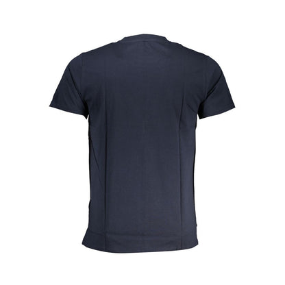 T-Shirt by Cavalli Class for men in cotton blue & print features an on trend silhouette, perfectly showcasing a on trend and crew neckline for an elevated aesthetic.