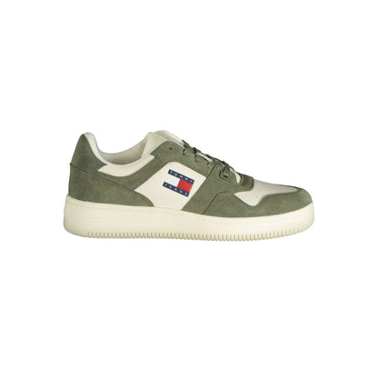 Sneakers by Tommy Hilfiger for men in polyester green presents a sumptuous silhouette as Men's Fashion Polyester Sneakers, expertly defined by a sumptuous fashion style for a sumptuous, high-fashion look.