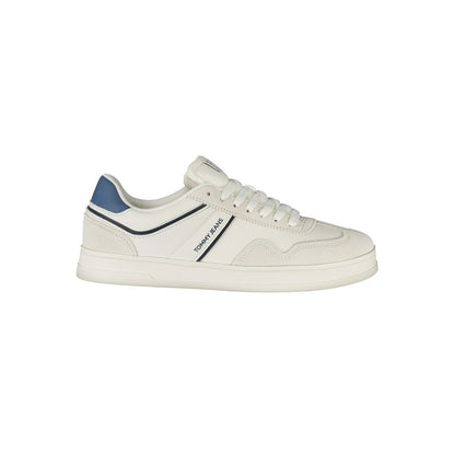 Sneakers by Tommy Hilfiger for men in polyethylene white features an sumptuous silhouette, showcasing the premium Men's Fashion Polyethylene Sneakers in a sumptuous fashion style that offers a sumptuous finish for refined style.