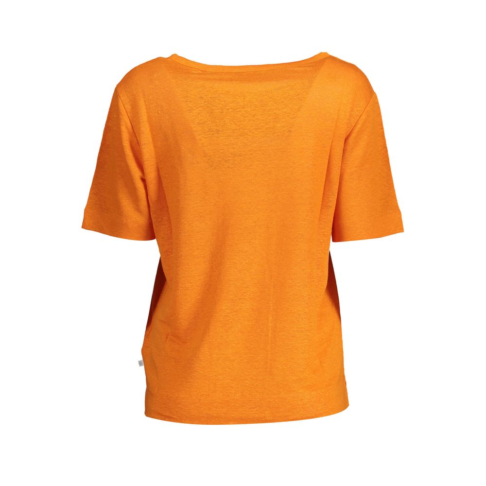 T-Shirt by Gant for women in linen orange showcases a unassuming silhouette, artfully detailed with a refined and unassuming for a sophisticated, contemporary look.