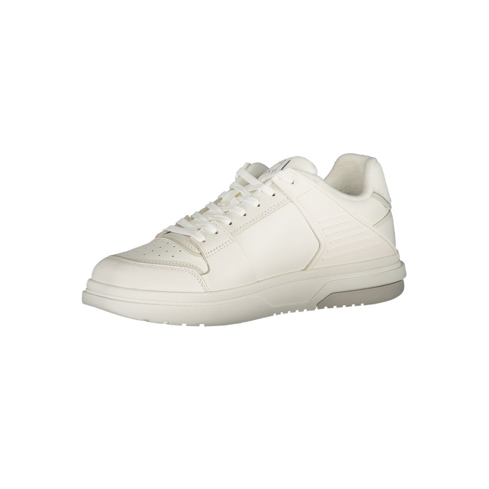 Sneakers by Tommy Hilfiger for men in polyester polyethylene leather white features a sumptuous design, perfectly showcasing the sumptuous fashion style of this Men's Fashion Polyester Polyethylene Leather Sneakers.
