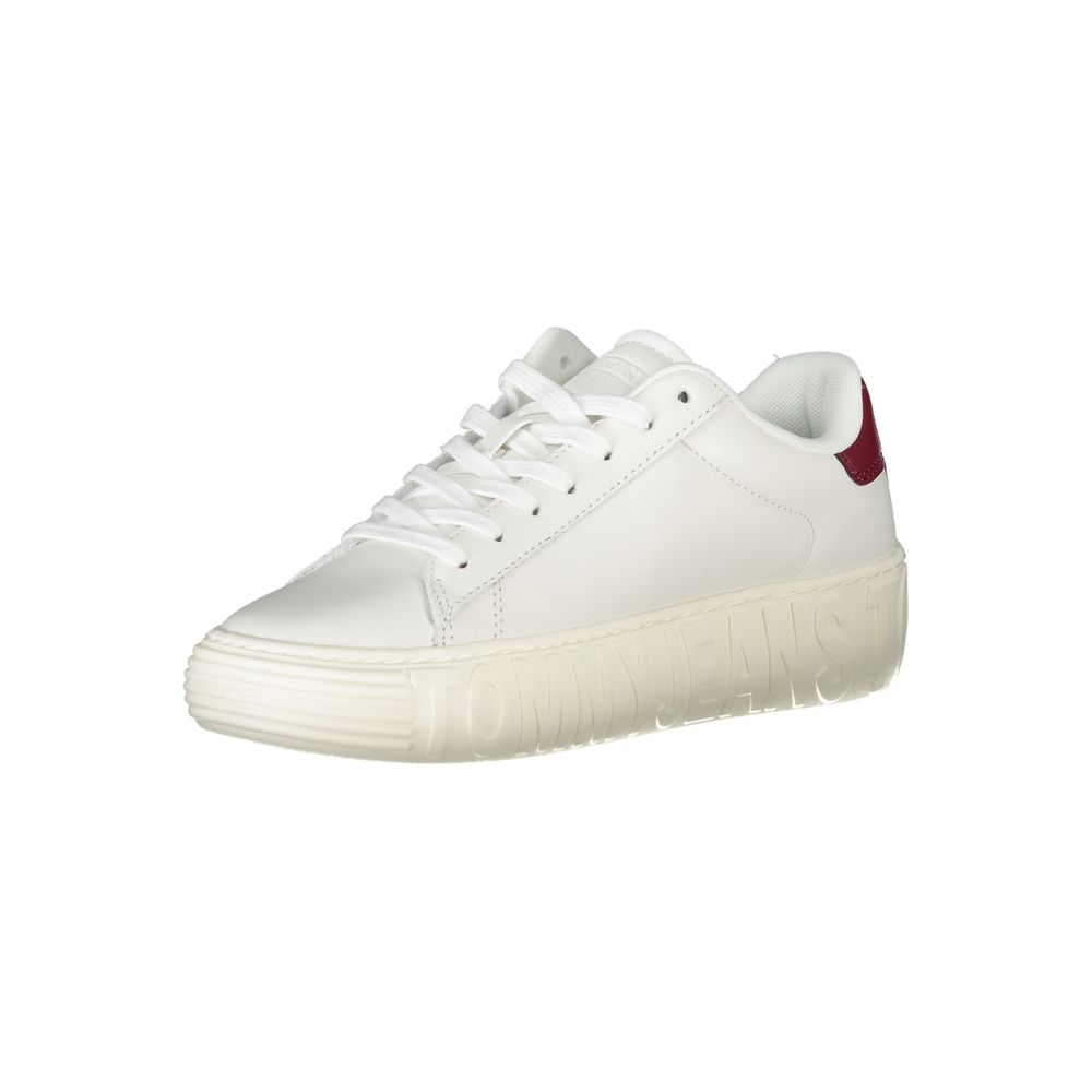 Sneakers by Tommy Hilfiger for women in polyester polyethylene leather white features an sumptuous silhouette, showcasing the premium Women's Casual Polyester Polyethylene Leather Sneakers in a sumptuous casual style that offers a sumptuous finish for refined style.