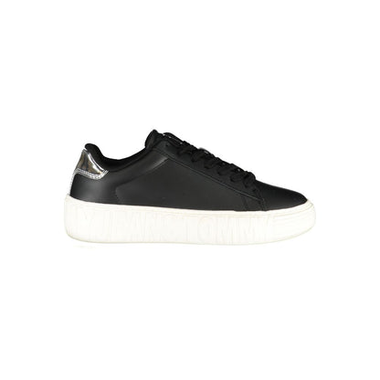 Sneakers by Tommy Hilfiger for women in polyester polyurethane leather black & white presents a sumptuous silhouette, artfully capturing the essence of the Women's Low-Top Polyester Polyurethane Leather Sneakers with its sumptuous low-top style design.