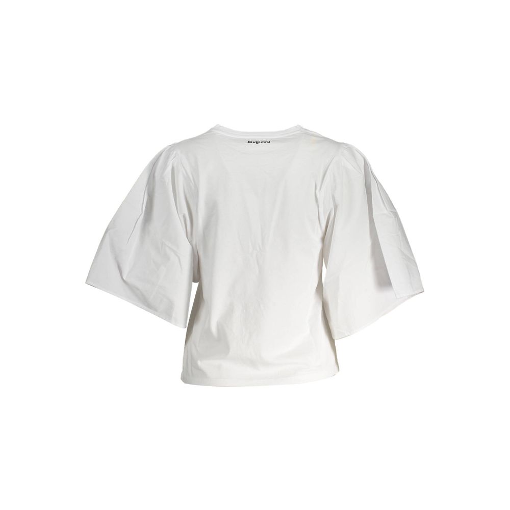 T-Shirt by Desigual for women in cotton canvas white features a plush silhouette, showcasing a sophisticated and for a truly plush finish.