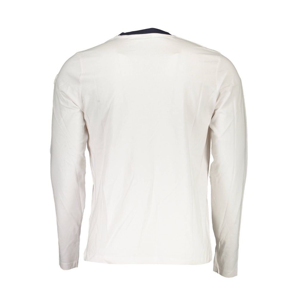 T-Shirt by North Sails for men in cotton white showcases a chic silhouette, artfully detailed with a chic crew neckline and for a chic finish.