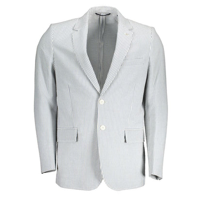 Overcoat by Gant for men in lyocell cotton blend white features an voluminous silhouette, showcasing distinct pockets and a voluminous for a truly voluminous aesthetic.