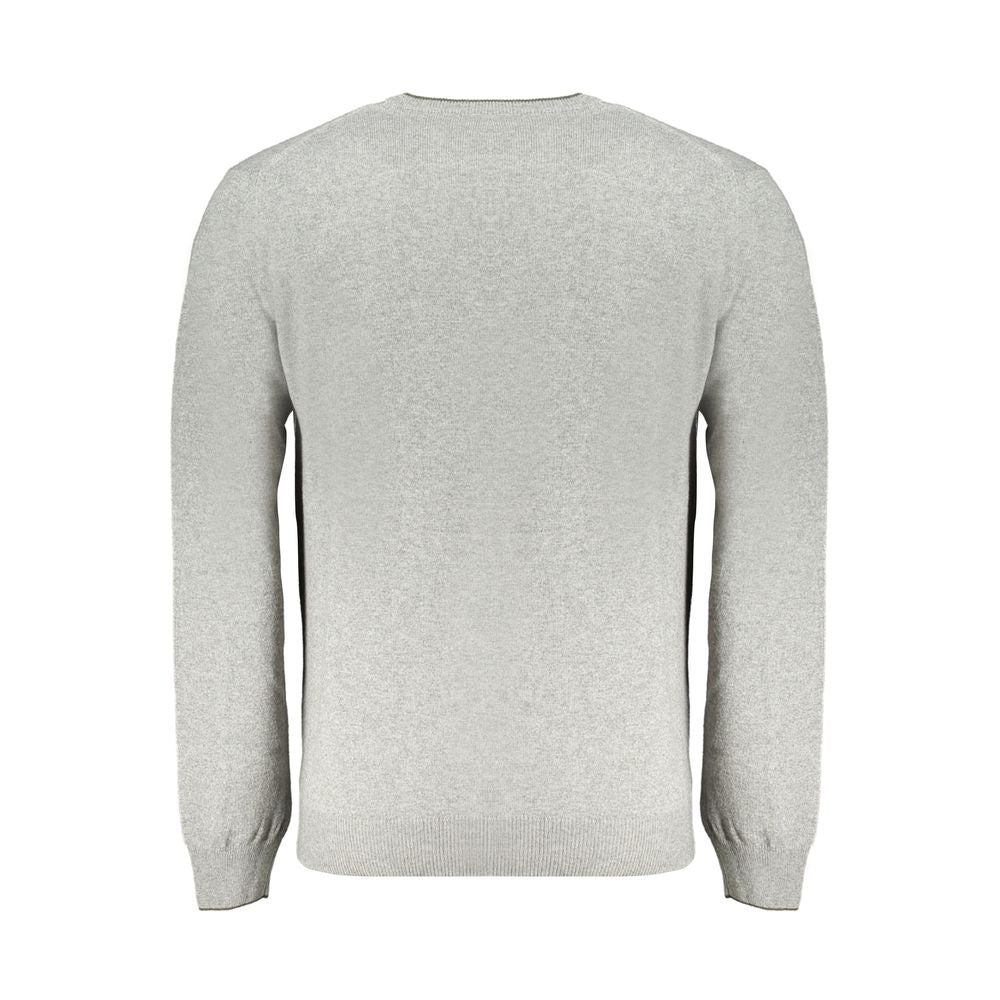 Sweater by Harmont & Blaine for men in cashmere gray showcases a sumptuous silhouette, artfully finished with a sumptuous and for a sophisticated, sumptuous look.