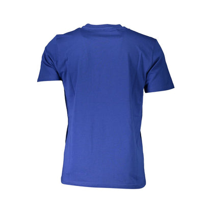 T-Shirt by North Sails for men in cotton blue showcases a fashionable silhouette, elegantly detailed with a fashionable and round neckline for a sophisticated, high-fashion look.