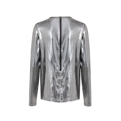 T-Shirt by Tom Ford for women in viscose gray & silver features an edgy silhouette, meticulously detailed with a sophisticated and round neckline for a truly edgy finish.