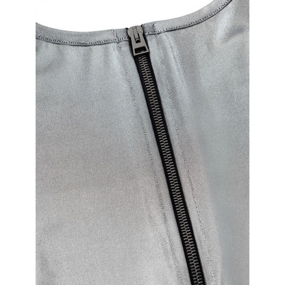 T-Shirt by Tom Ford for women in viscose gray & silver features an on trend silhouette, perfectly showcasing a on trend and round neckline for an elevated aesthetic.