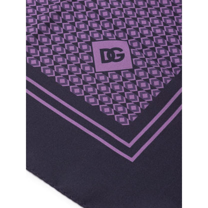 Handkerchief by Dolce & Gabbana for men in silk twill purple & print showcases a polished silhouette, artfully capturing the essence of the polished Silk Twill Handkerchief design for a sophisticated look.