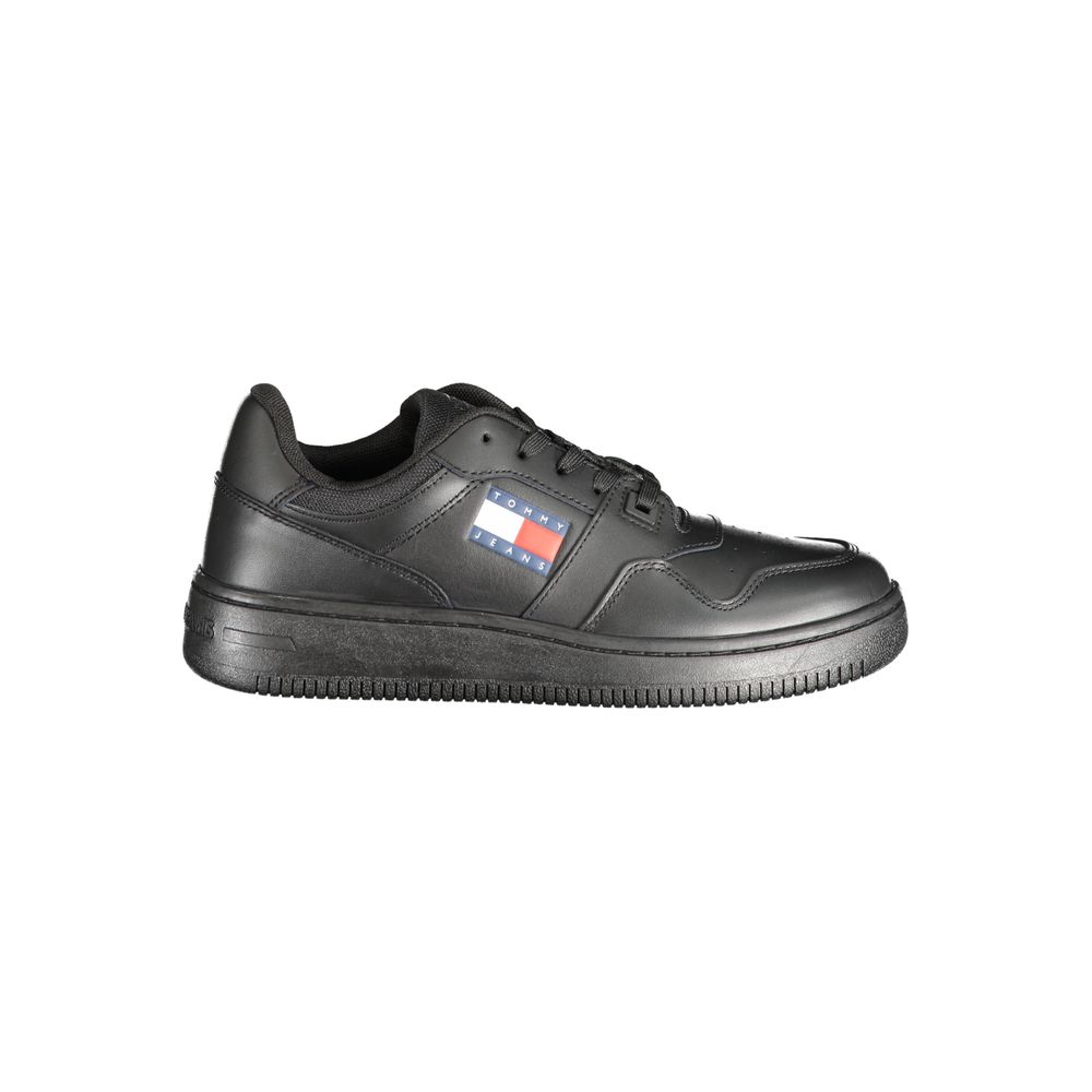 Sneakers by Tommy Hilfiger for women in polyester black features an sumptuous design from the Women's Fashion Polyester Sneakers collection, highlighting a sumptuous fashion style for a premium, high-fashion look.
