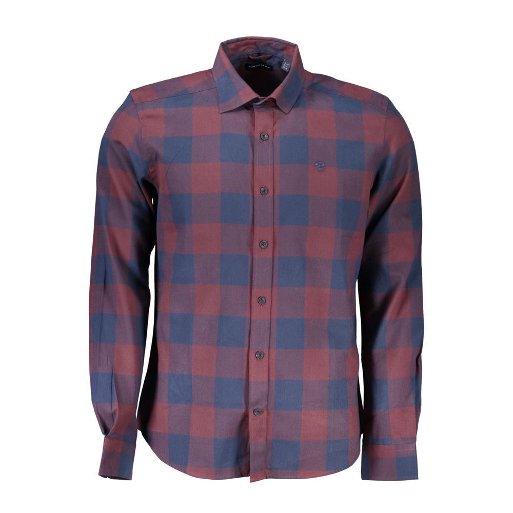 Shirt by North Sails for men in cotton red & checked showcases a sharp silhouette, elegantly detailed with a sharp and sharp long-sleeve.
