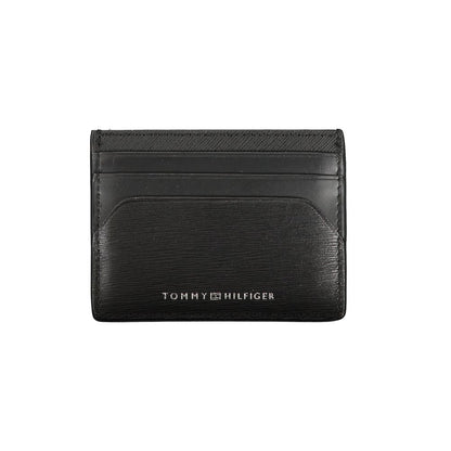 Cardholder Wallet by Tommy Hilfiger for men in leather black & print presents a streamlined silhouette, showcasing the sophisticated design of the Leather Cardholder Wallet collection with functional card-organization.