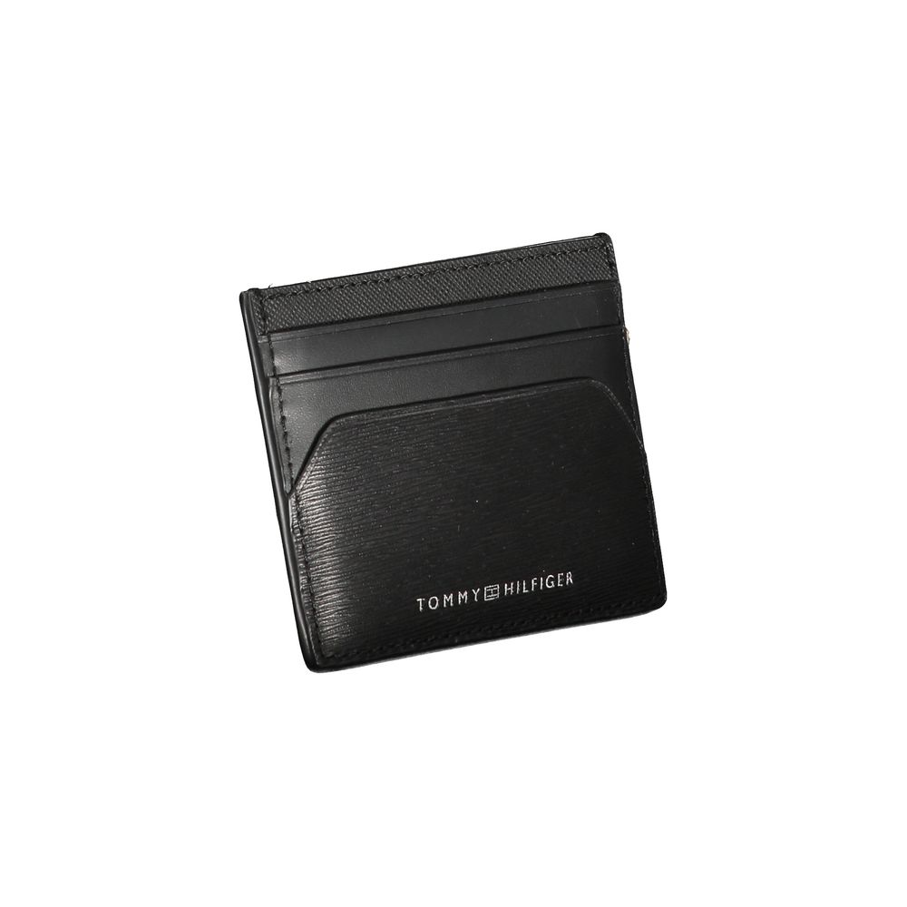 Cardholder Wallet by Tommy Hilfiger for men in leather black & print presents a architectural silhouette from the Leather Cardholder Wallet collection, showcasing architectural card-organization for a architectural finish.