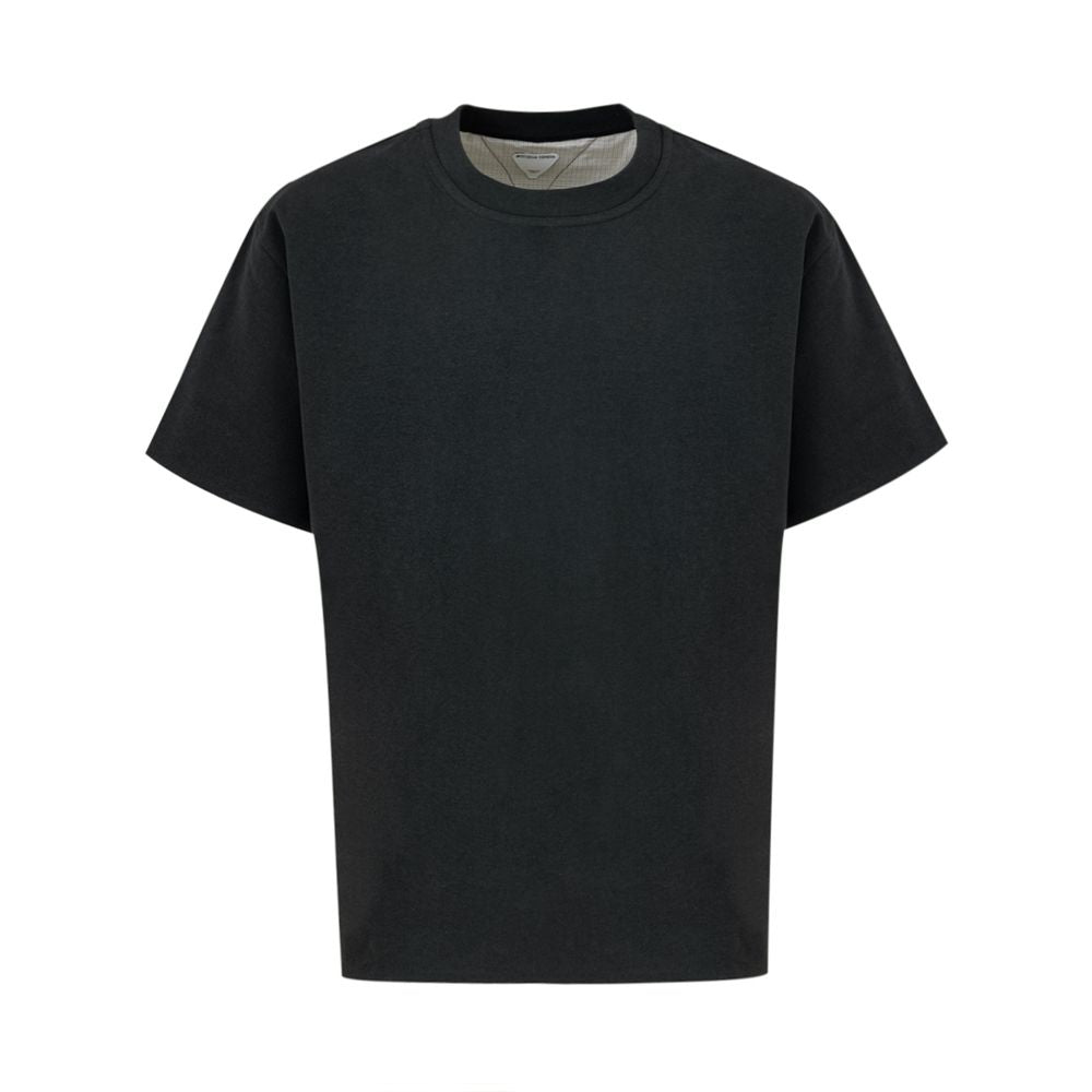 T-Shirt by Bottega Veneta for men in cotton gray features an edgy silhouette, meticulously detailed with a sophisticated and for a truly edgy finish.