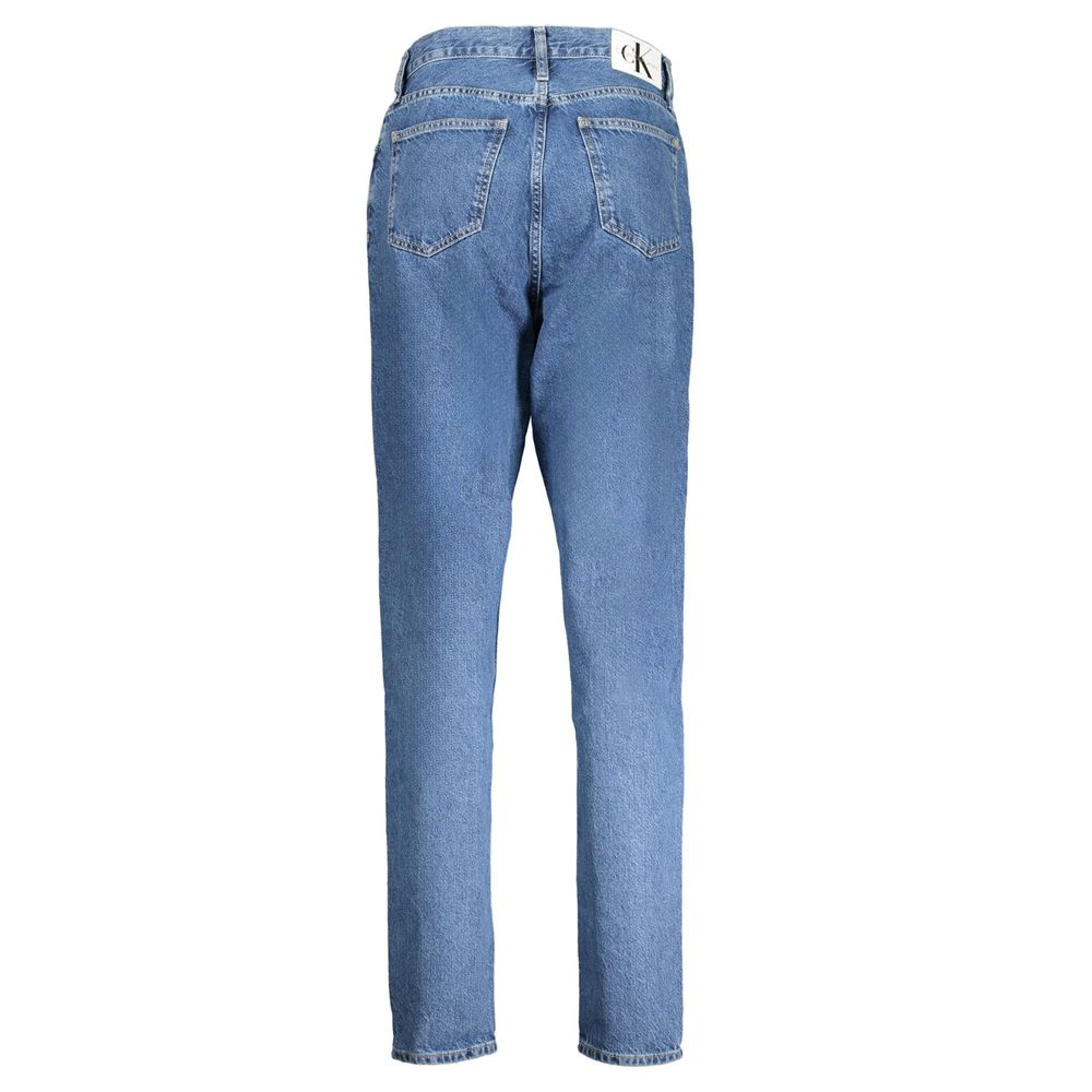 Jeans by Calvin Klein for women in cotton blue features a refined silhouette with a refined mom, defined by a and a refined long for a refined finish.