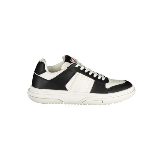 Sneakers by Tommy Hilfiger for women in polyester polyethylene leather black & white features an sumptuous design from the Women's Fashion Polyester Polyethylene Leather Sneakers collection, highlighting a sumptuous fashion style for a premium, high-fashion look.