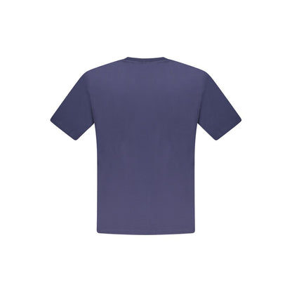 T-Shirt by North Sails for men in cotton blue & print showcases a unassuming silhouette, artfully detailed with a refined and unassuming for a sophisticated, contemporary look.