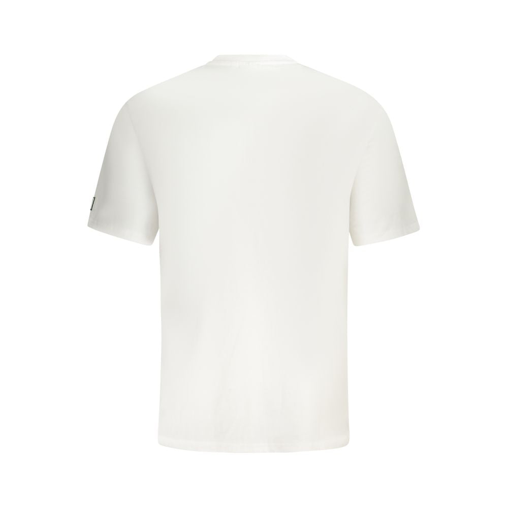 T-Shirt by Fila for men in cotton green & white showcases a fashionable silhouette, elegantly detailed with a fashionable and for a sophisticated, high-fashion look.