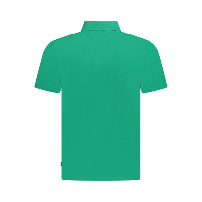 This Polo Shirt by Pepe Jeans for men in cotton green presents a flawless silhouette, showcasing flawless detailing and a refined for a truly flawless aesthetic.