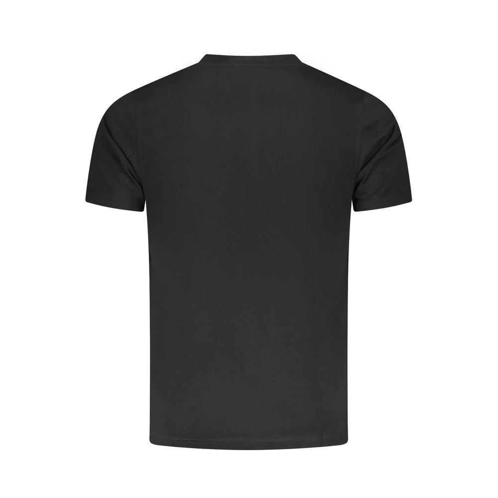 T-Shirt by Cavalli Class for men in cotton black & print showcases a unassuming silhouette, artfully detailed with a refined crew neckline and unassuming for a sophisticated, contemporary look.