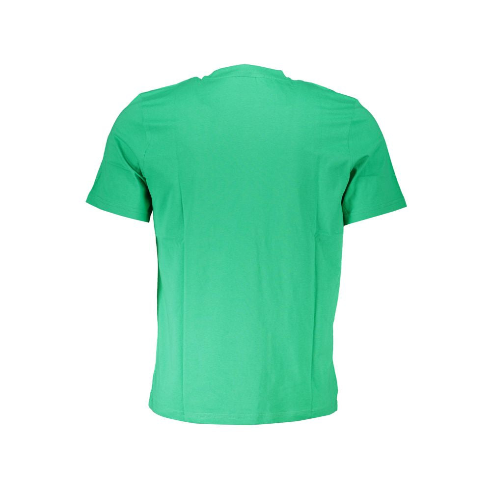 T-Shirt by North Sails for men in cotton green & print showcases a fashionable silhouette, elegantly detailed with a fashionable and crew neckline for a sophisticated, high-fashion look.