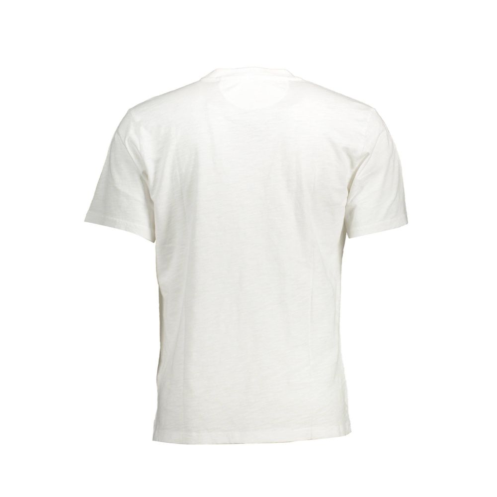 T-Shirt by La Martina for men in cotton white & signature showcases a fashionable silhouette, elegantly detailed with a fashionable and for a sophisticated, high-fashion look.