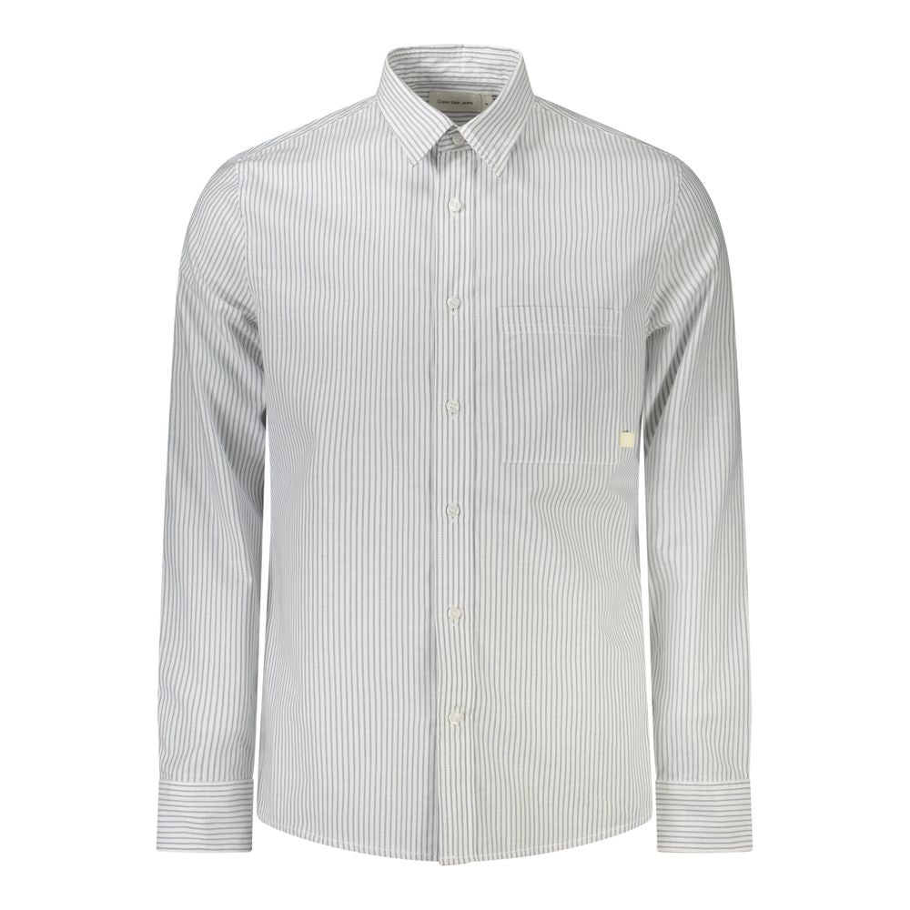 Shirt by Calvin Klein for men in cotton white & striped showcases a sharp silhouette, elegantly detailed with a sharp and sharp .