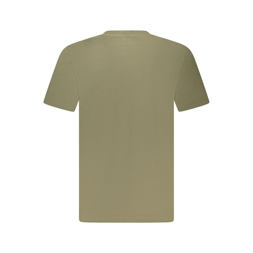 T-Shirt by Timberland for men in organic cotton green & print showcases a chic silhouette, artfully detailed with a chic and for a chic finish.