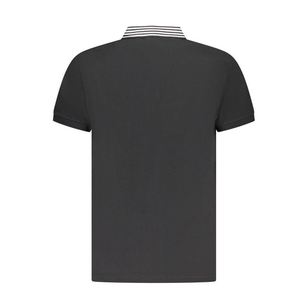 Polo Shirt by Cavalli Class for men in cotton black & print showcases a enviable silhouette, featuring a refined and for a enviable finish.
