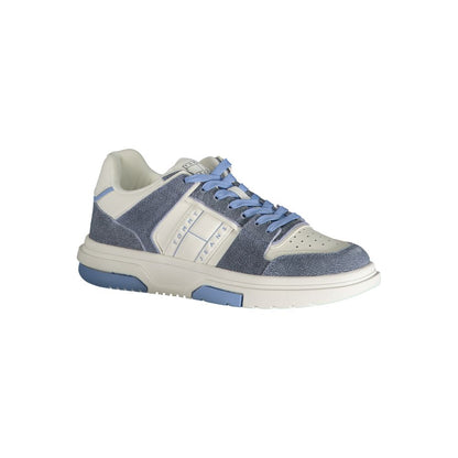 Sneakers by Tommy Hilfiger for women in polyester polyethylene leather light-blue presents a sumptuous silhouette as Women's Fashion Polyester Polyethylene Leather Sneakers, expertly defined by a sumptuous fashion style for a sumptuous, high-fashion look.