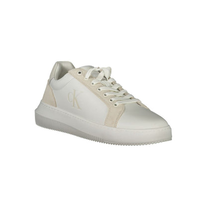 Sneakers by Calvin Klein for men in polyester polyethylene leather white & print features a sumptuous design, perfectly showcasing the sumptuous fashion style of this Men's Fashion Polyester Polyethylene Leather Sneakers.