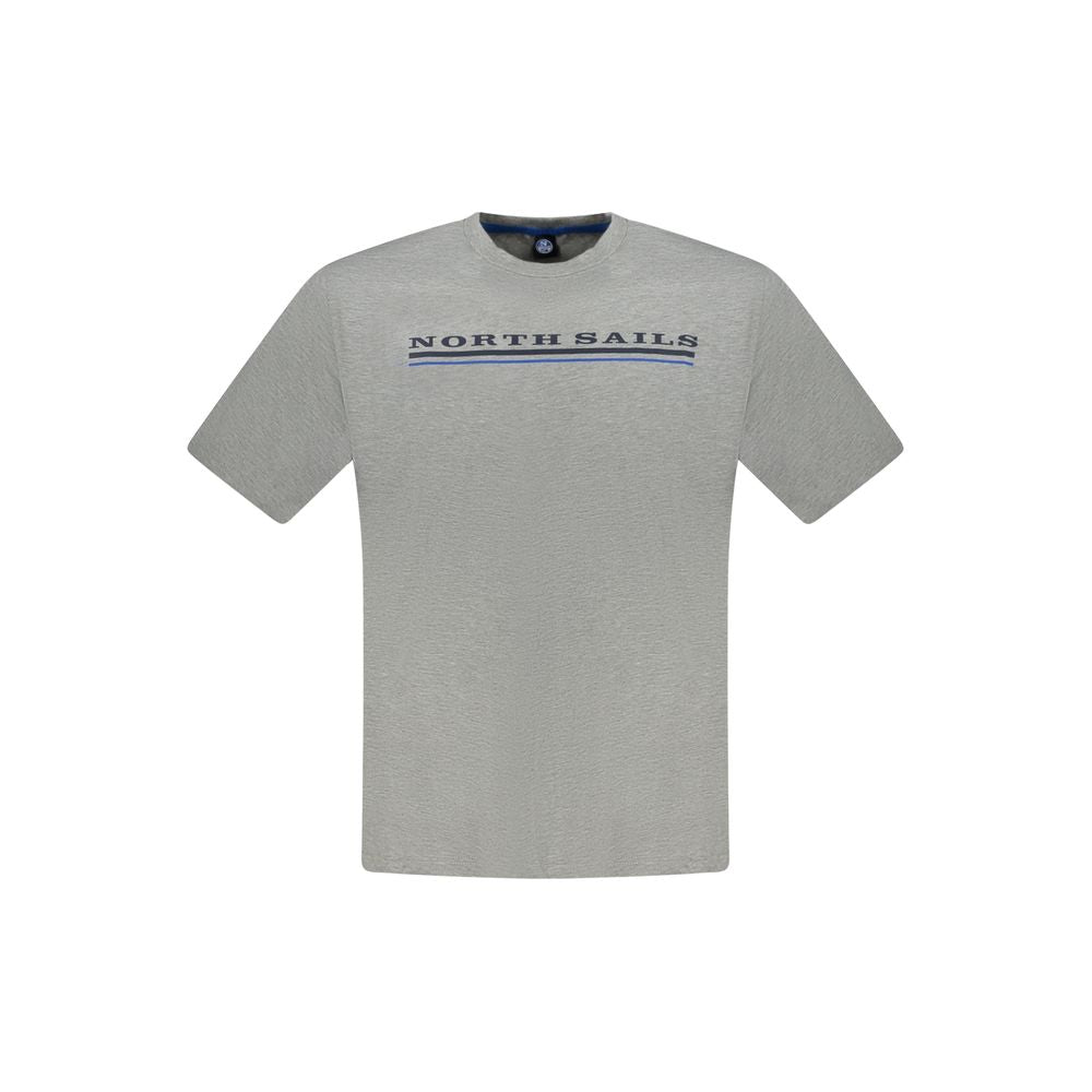 T-Shirt by North Sails for men in cotton gray features an on trend silhouette, perfectly showcasing a on trend and for an elevated aesthetic.