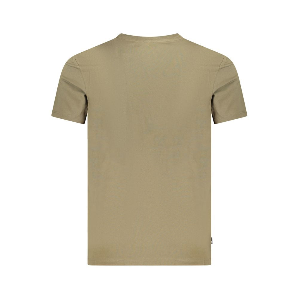 T-Shirt by Timberland for men in cotton green & print showcases a dramatic silhouette, elegantly detailed with a dramatic and for a truly dramatic finish.