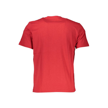 T-Shirt by North Sails for men in cotton red & print features a plush silhouette, showcasing a sophisticated crew neckline and for a truly plush finish.