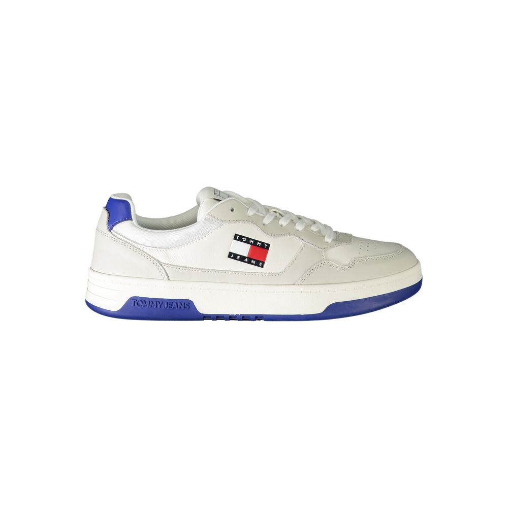 Sneakers by Tommy Hilfiger for men in polyester polyethylene leather blue & white presents a sumptuous silhouette, artfully capturing the essence of the Men's Casual Polyester Polyethylene Leather Sneakers with its sumptuous casual style design.