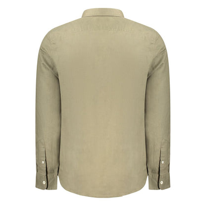 Shirt by Timberland for men in cotton green features an polished silhouette, showcasing a sophisticated and detail for a truly polished finish.