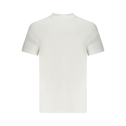 T-Shirt by Calvin Klein for men in cotton canvas white & print features an edgy silhouette, meticulously detailed with a sophisticated and for a truly edgy finish.