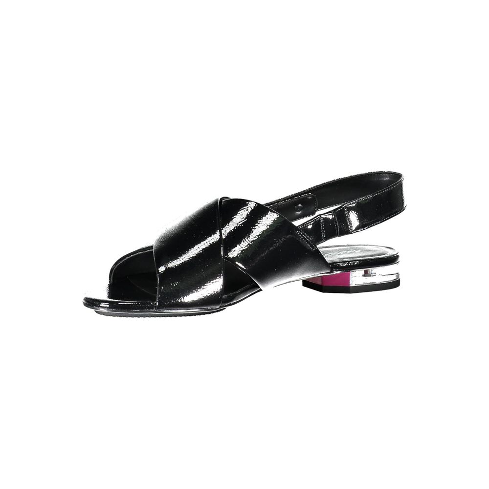 Low-Heel Sandals by Calvin Klein for women in leather cotton polyethylene black showcases a sculptural silhouette as Women's Leather Cotton Polyethylene Low-Heel Sandals, defined by a sculptural 1-cm-heel low-heel and sculptural for a sculptural look.
