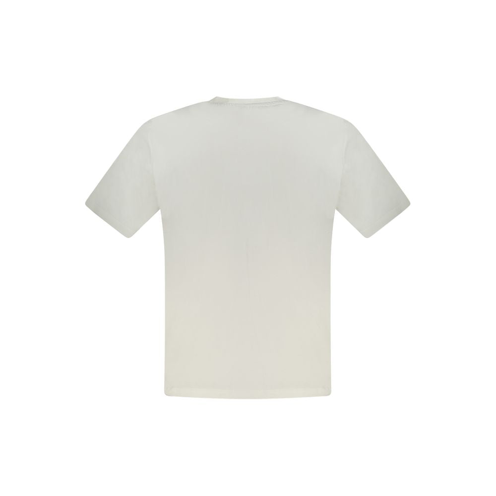 T-Shirt by North Sails for men in cotton white & print showcases a fashionable silhouette, elegantly detailed with a fashionable and for a sophisticated, high-fashion look.