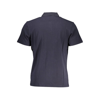 This Polo Shirt by Napapijri for men in cotton blue presents a flawless silhouette, showcasing flawless detailing and a refined for a truly flawless aesthetic.