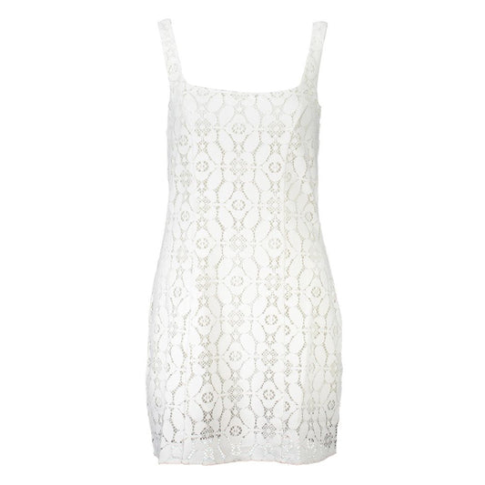 Dress by Desigual for women in polyester white features an magnificent silhouette, artfully detailed with a magnificent square neckline and sleeveless that flows into an magnificent mini.