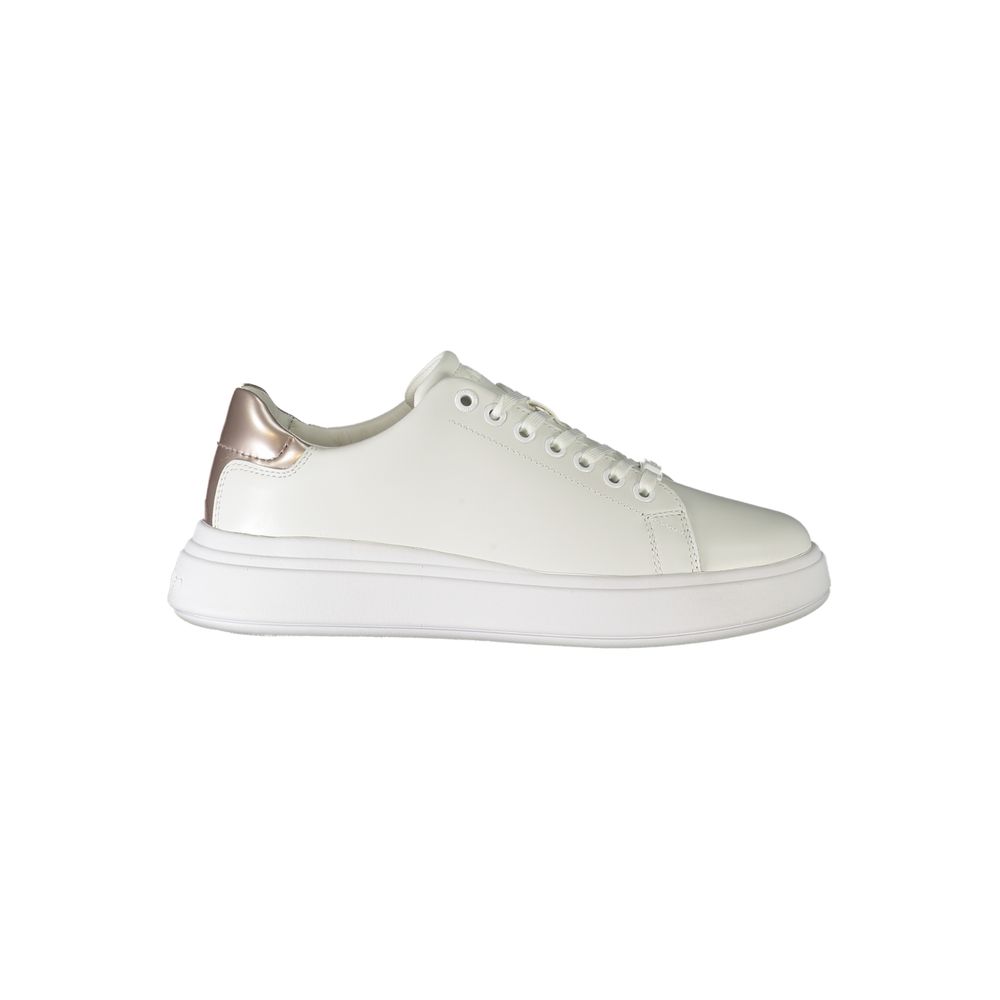 Sneakers by Calvin Klein for women in polyester white features a sumptuous design, perfectly showcasing the sumptuous fashion style of this Women's Fashion Polyester Sneakers.